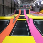 Notranji trampolin glavni skok trampolin sodišče